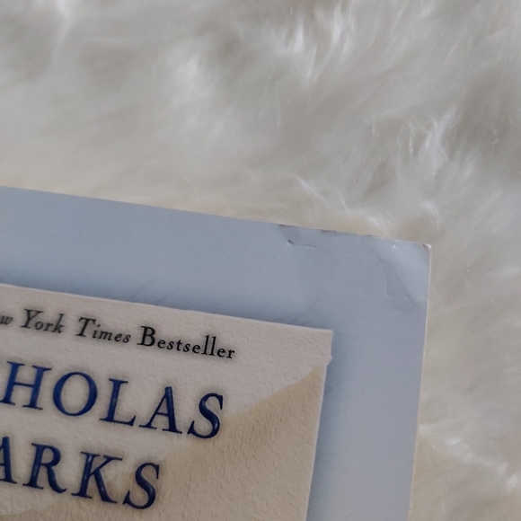 Dear John by Nicholas Sparks Book - Picture 4 of 4